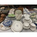 A QUANTITY OF PARAGON CHINA 'MORNING ROSE' TO INCLUDE TUREENS, SERVING PLATES, BOWLS, CUPS, SAUCERS,