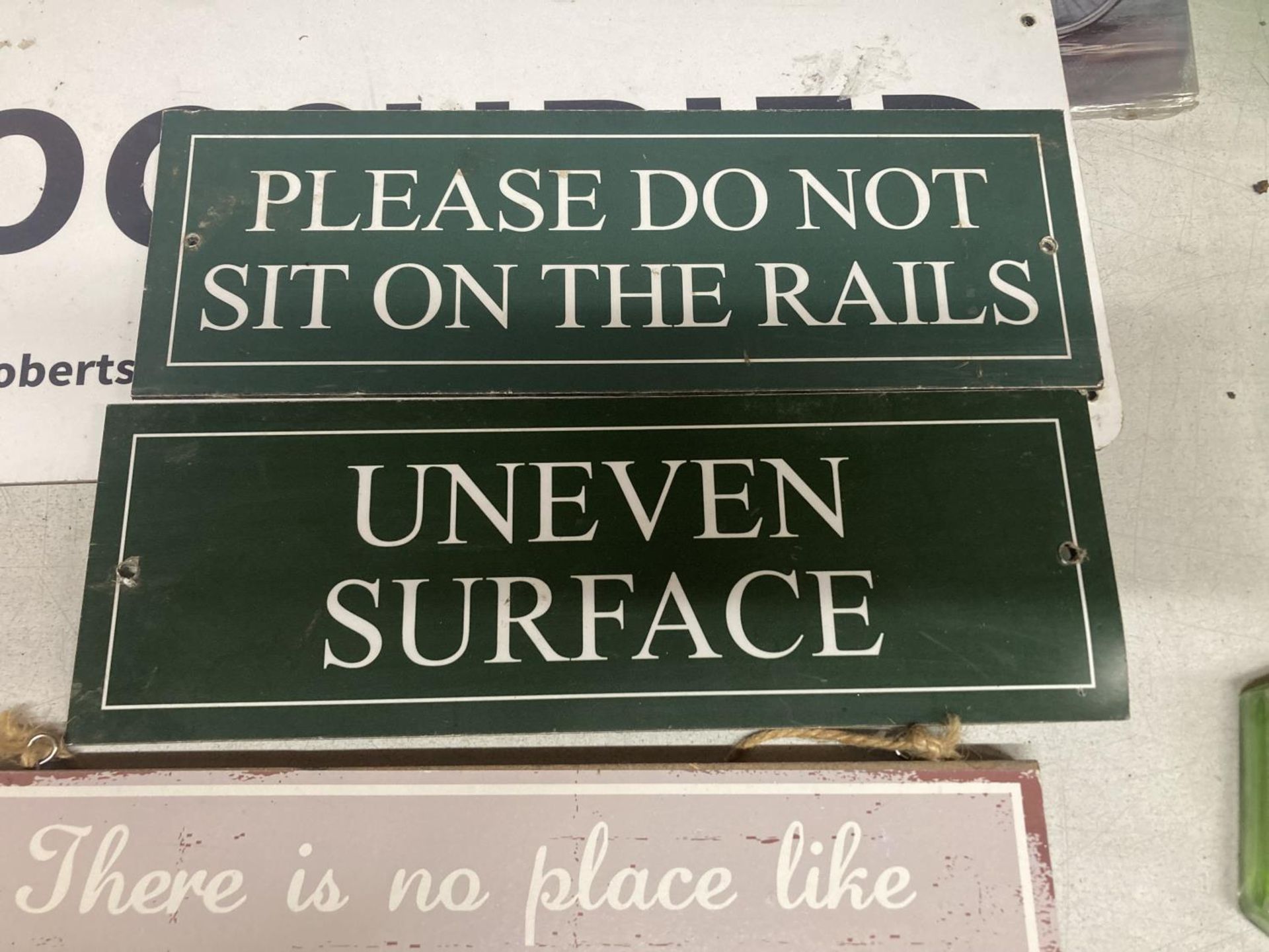 TEN METAL AND WOOD SIGNS TO INCLUDE 'OCCUPIED', 'UNEVEN SURFACE', ETC - Image 4 of 4