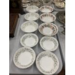 A QUANTITY OF CHINA BOWLS TO INCLUDE PARAGON 'DEBUTANTE', PARAGON 'COUNTRY LANE' AND ROYAL ALBERT '