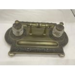A VINTAGE BRASS DESK TIDY AND INKWELL SET