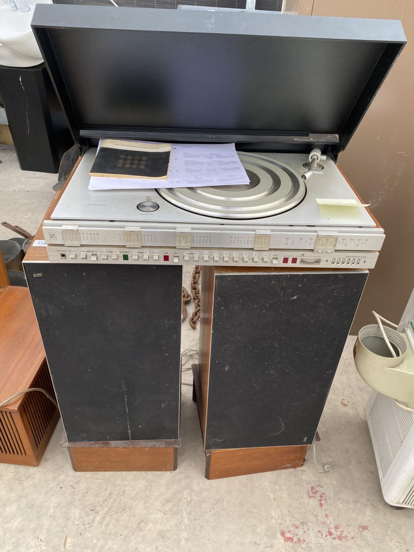 A BANG AND OULFSEN BEOCENTER 3500 RECORD PLAYER WITH TWO WOODEN CASED SPEAKERS (STYLUS IN THE