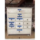A SMALL WHITE VINTAGE CHEST OF DRAWERS PAINTED WHITE HEIGHT 33CM, WIDTH 29CM, DEPTH 22CM