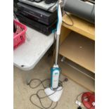 A RUSSELL HOBBS STEAM MOP