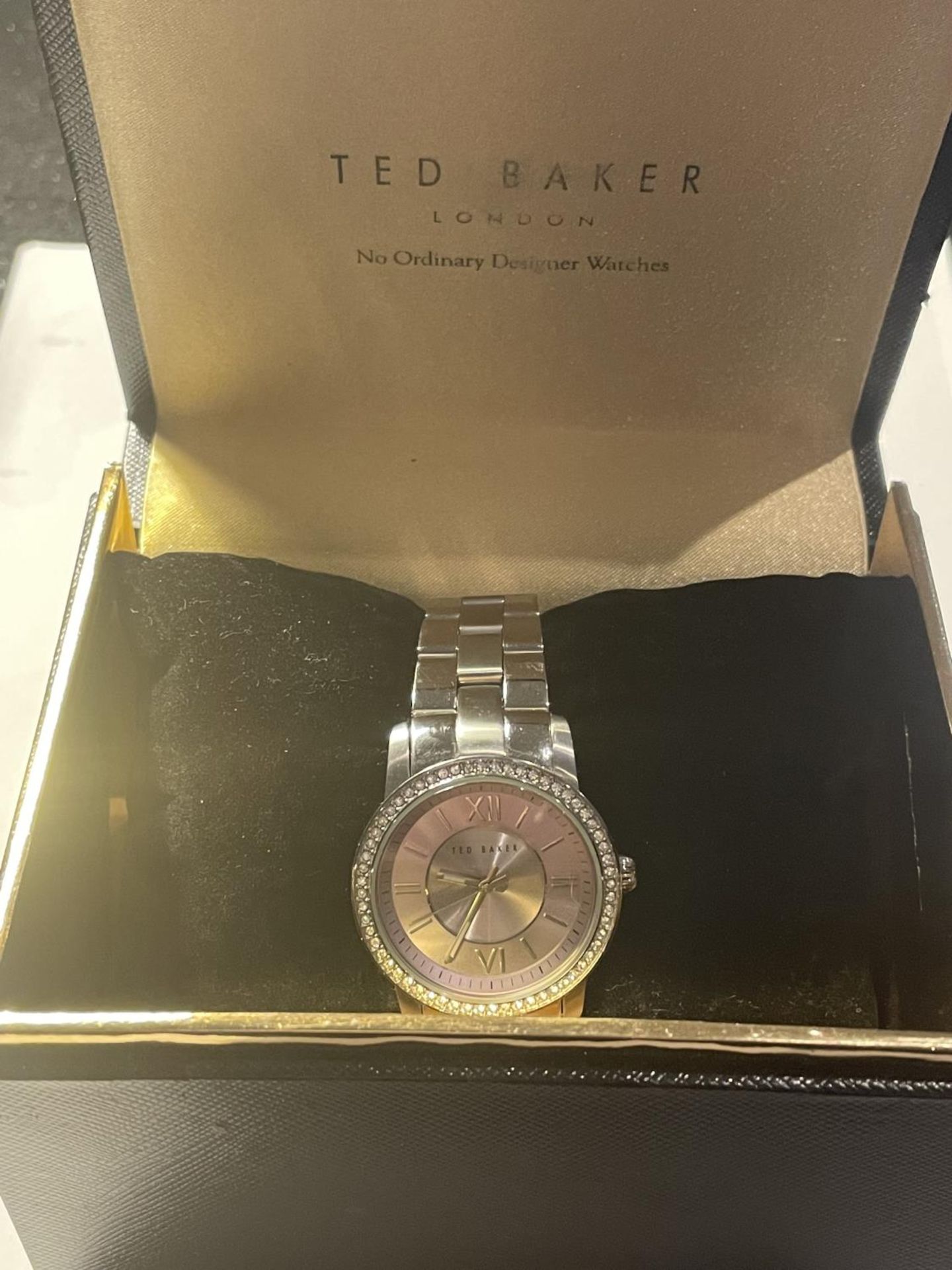 A TED BAKER WRISTWATCH IN A PRESENTATION BOX SEEN WORKING BUT NO WARRANTY