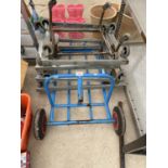 A METAL TWO WHEELED CHAIR TROLLEY AND FIVE VARIOUS DOLLIES