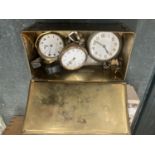 A QUANTITY OF POCKET WATCHES AND WRISTWATCHES IN A VINTAGE BRASS BOX