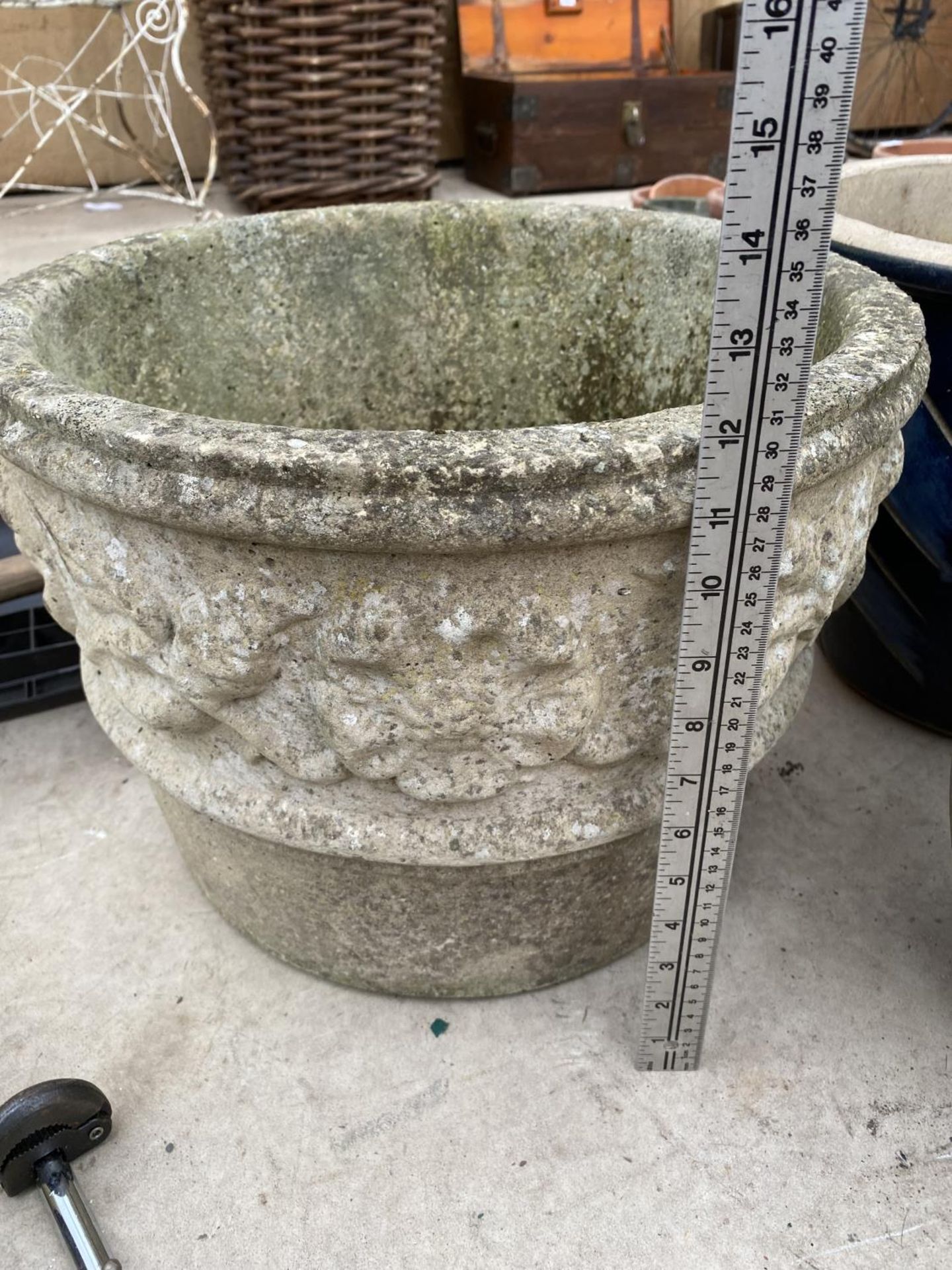 A RECONSTITUTED STONE GARDEN PLANTER AND TWO GLAZED PLANTERS - Image 4 of 4