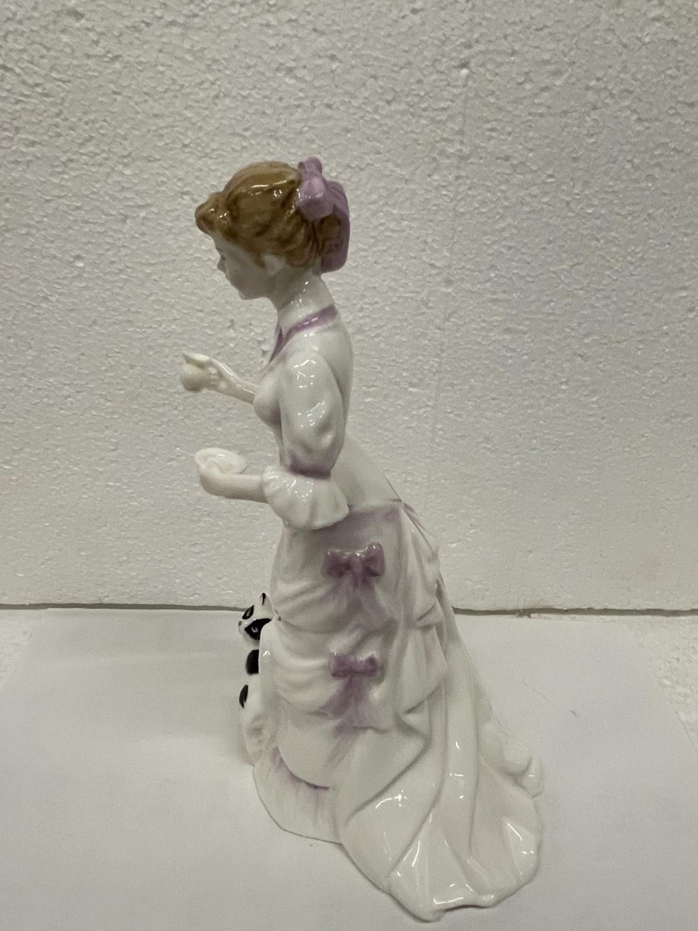 A ROYAL DOULTON FIGURE LUCY HN 3858 - Image 2 of 5