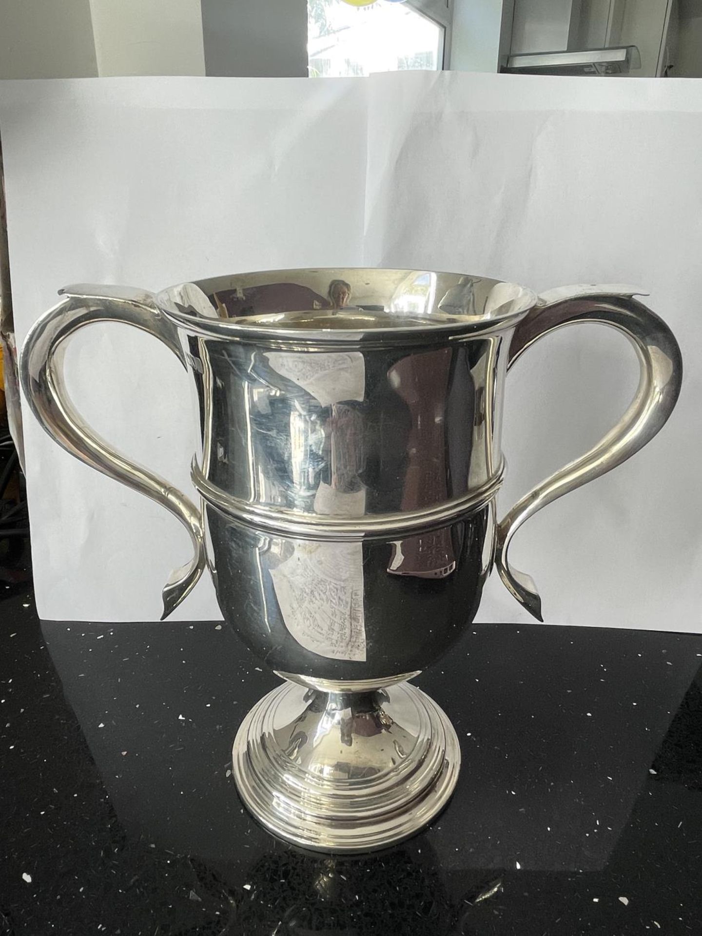 A HALLMARKED LONDON SILVER 1905 TROPHY - Image 3 of 4