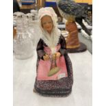 A FRENCH SANTONS D'ART ATELIER GASQUET FOLK ART DOLL HEIGHT APPROX 26CM