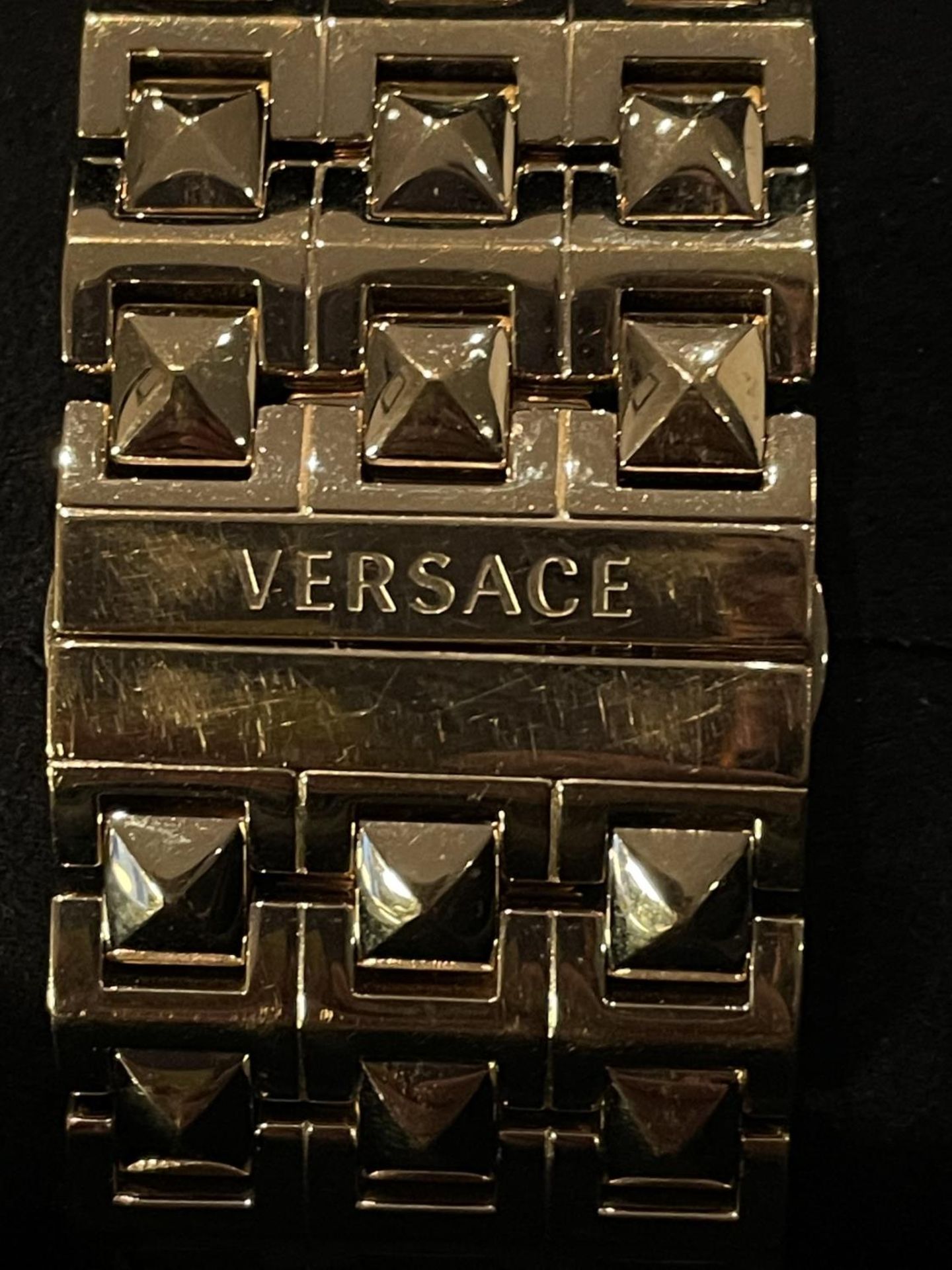 A BOXED VERSACE WRIST WATCH WITH PERALISED RECTANGULAR FACE SOFT BAG ETC - Image 4 of 7