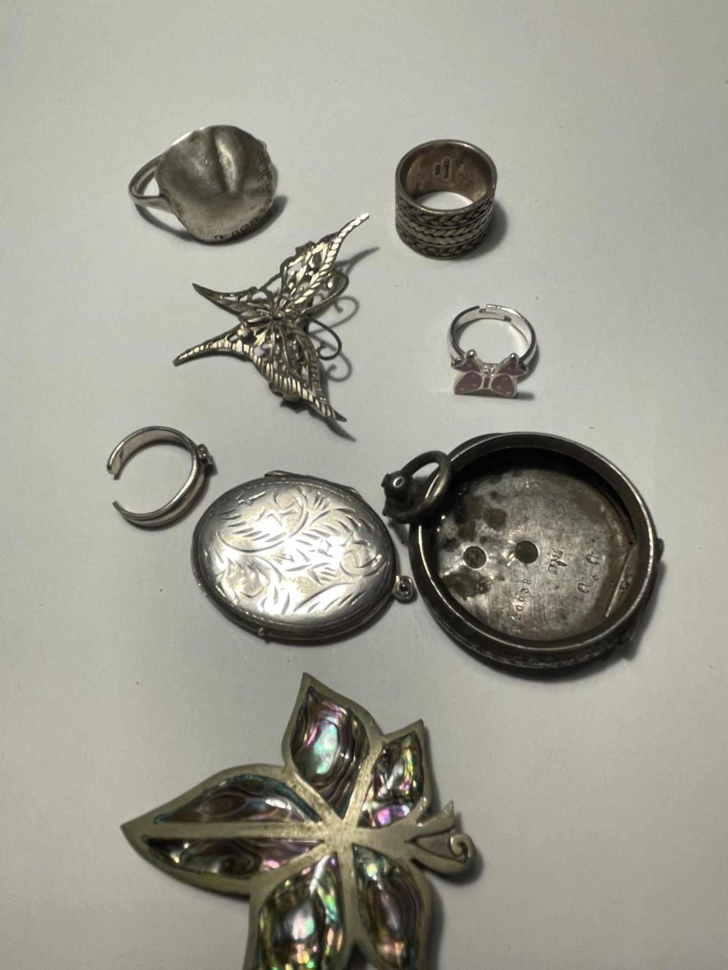 VARIOUS SCRAP ITEMS OF MARKED SILVER