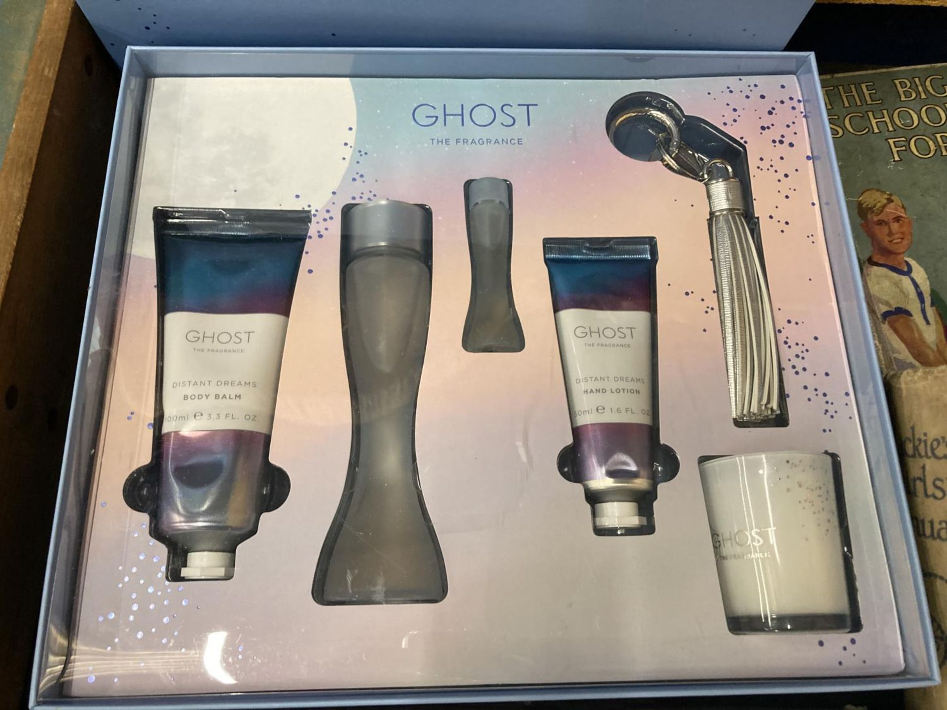 A BOXED GHOST PERFUME SET INCLUDING PERFUME, BODY CREAM, ETC - Image 2 of 2