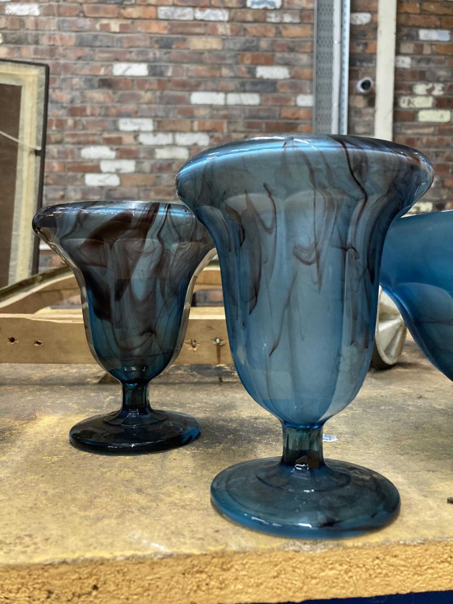 FOUR PIECES OF BLUE CLOUD GLASS TO INCLUDE TWO LARGE BOWLS AND TWO VASES - Image 3 of 4