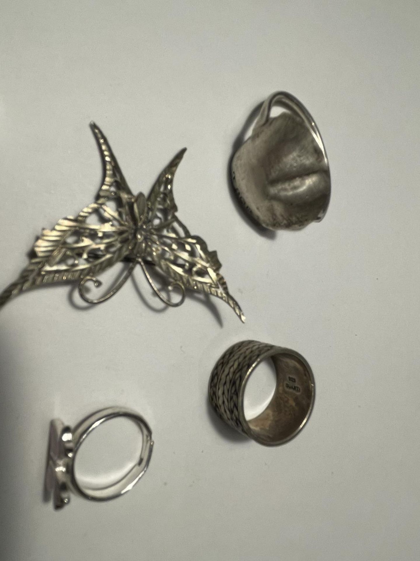 VARIOUS SCRAP ITEMS OF MARKED SILVER - Image 2 of 3