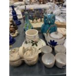 A QUANTITY OF CERAMIC ITEMS TO INCLUDE A YANKEE CANDLE HOLDER, DISH WITH DUCKS, A PAIR OF PRESERVE