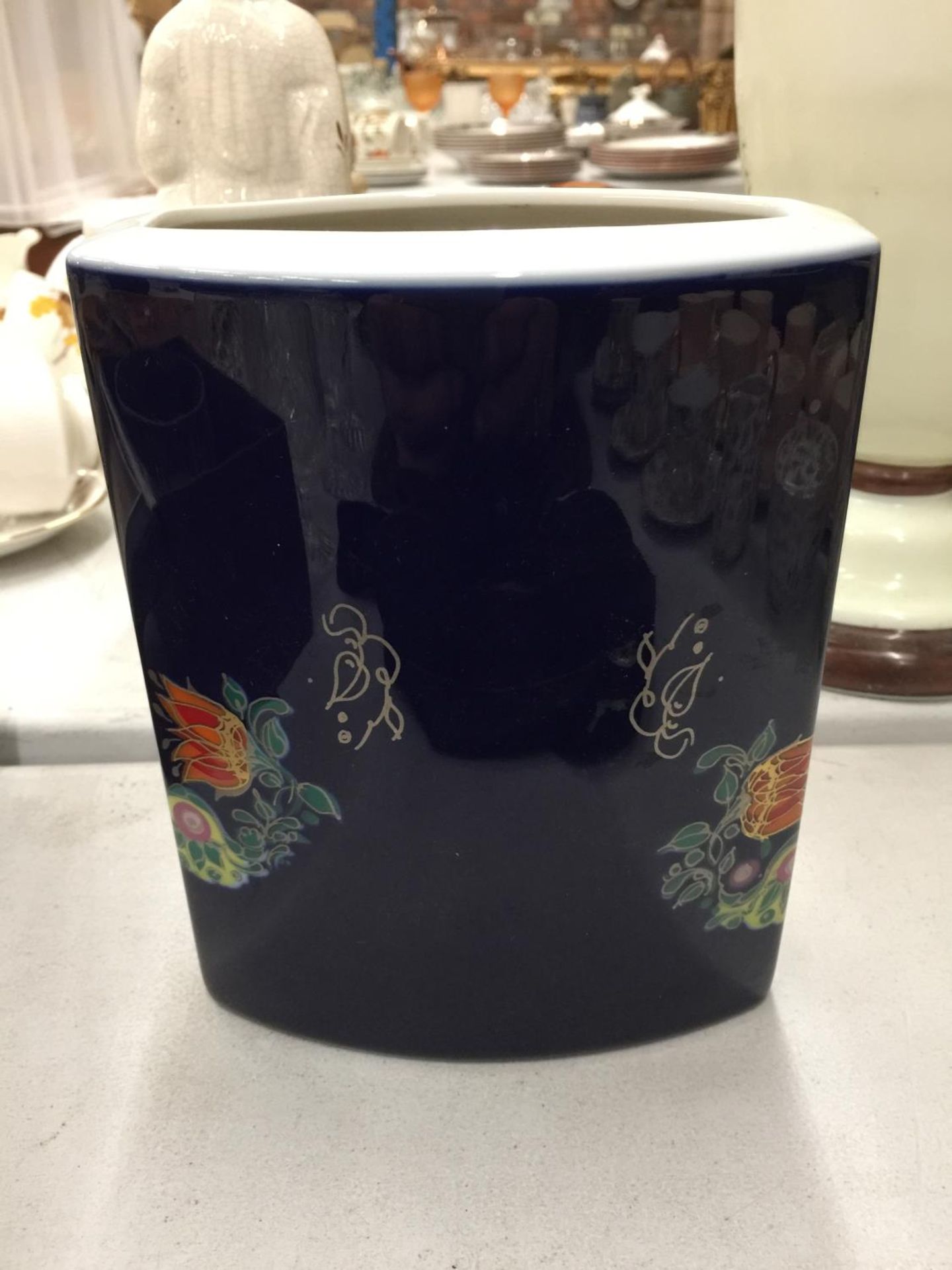 A ROSENTHAL, GERMANY RECTANGULAR VASE IN A DEEP BLUE WITH ENAMELLED LADY FIGURE, SIGNED TO THE FRONT - Image 2 of 4