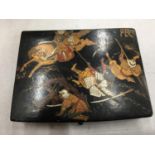 AN ORIENTAL STYLE LACQUERED BOX 14CM X 10CM