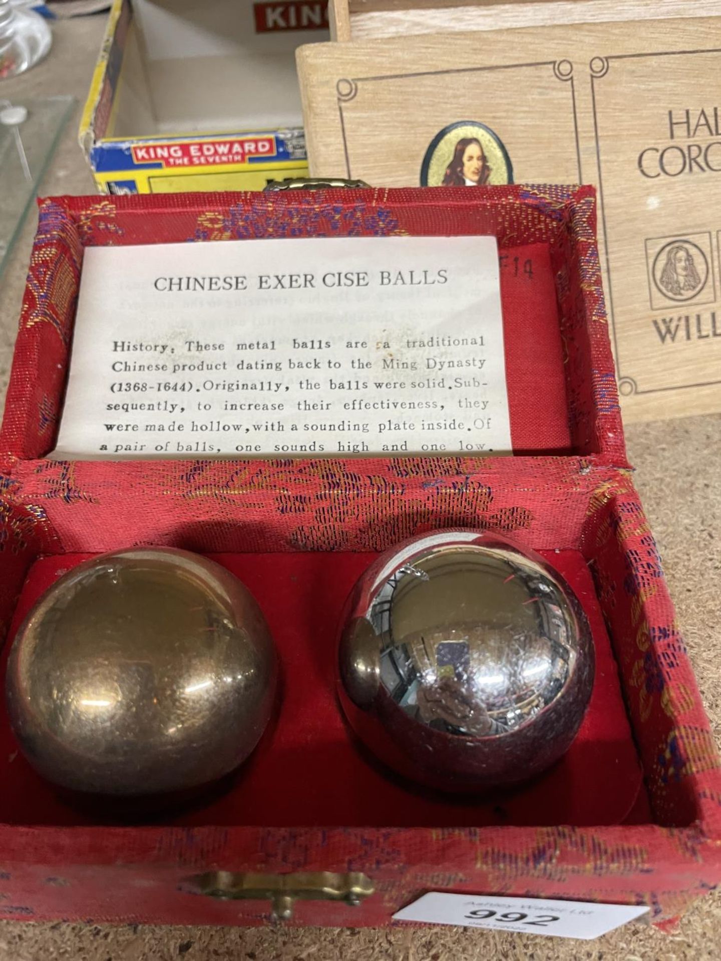 A GLASS CHESS SET WITH BOX, CHINESE EXERCISE BOWLS, WOODEN BOX, GALLILEO THERMOMETER, VINTAGE KING - Image 8 of 12
