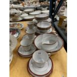 A BOOTS 'CAVENDISH' PART DINNER SERVICE TO INCLUDE VARIOUS SIZED PLATES AND BOWLS, CUPS, SAUCERS,