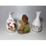 THREE ITEMS TO INCLUDE TWO WEDGEWOOD VASES AND A ANIMAL KINGDOM PORCELAIN ROBIN ON A FENCE