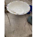 A LARGE CERAMIC WASH BOWL WITH TRIPOD STAND (H:60CM D:40CM)