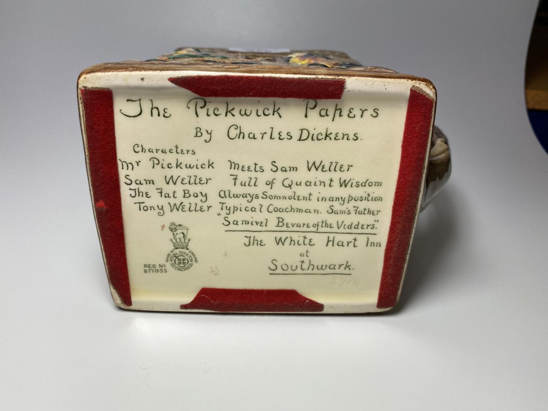 A DOULTON DICKENS JUG PICKWICK PAPERS - Image 2 of 2