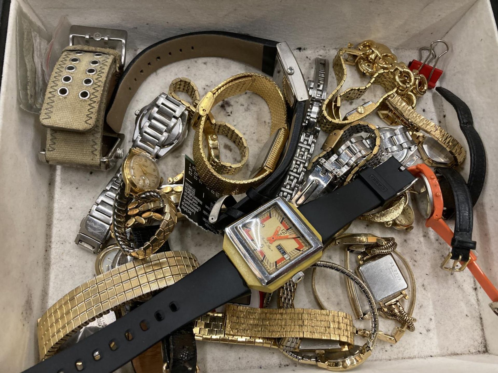 A QUANTITY OF WRISTWATCHES TO INCLUDE A ROTARY AND CHARTER CLUB, BOTH BOXED PLUS SEKONDA, CITIZEN, - Image 5 of 5