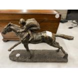 A VERONESE RESIN MODEL OF A HORSE AND JOCKEY, DATED 1999, 20CM HEIGHT