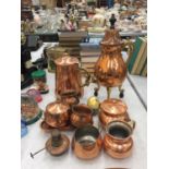 A LARGE QUANTITY OF COPPER ITEMS TO INCLUDE AN URN, COFFEE POT, JUGS ETC