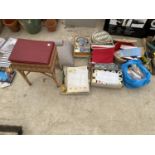 A LARGE ASSORTMENT OF CRAFTING EQUIPMENT TO INCLUDE A SEWING BOX, SILK COLOUR DIES AND SEWING THREAD
