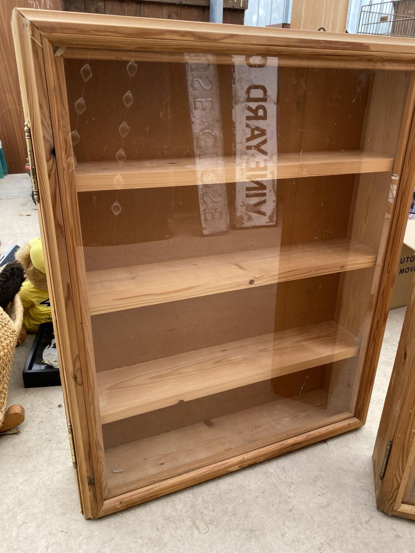 A PAIR OF PINE DISPLAY CABINETS WITH PERSPEX FRONTS - Image 3 of 3