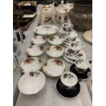 A QUANTITY OF ROYAL ALBERT CHINA TO INCLUDE 'MASQUERADE' CUPS AND SAUCERS, 'OLD COUNTRY ROSES' BOWLS