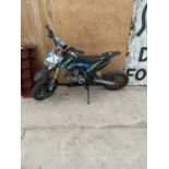 A 125 DIRT BIKE WITH M2R RACING COLOURS FOR SPARES AND REPAIRS