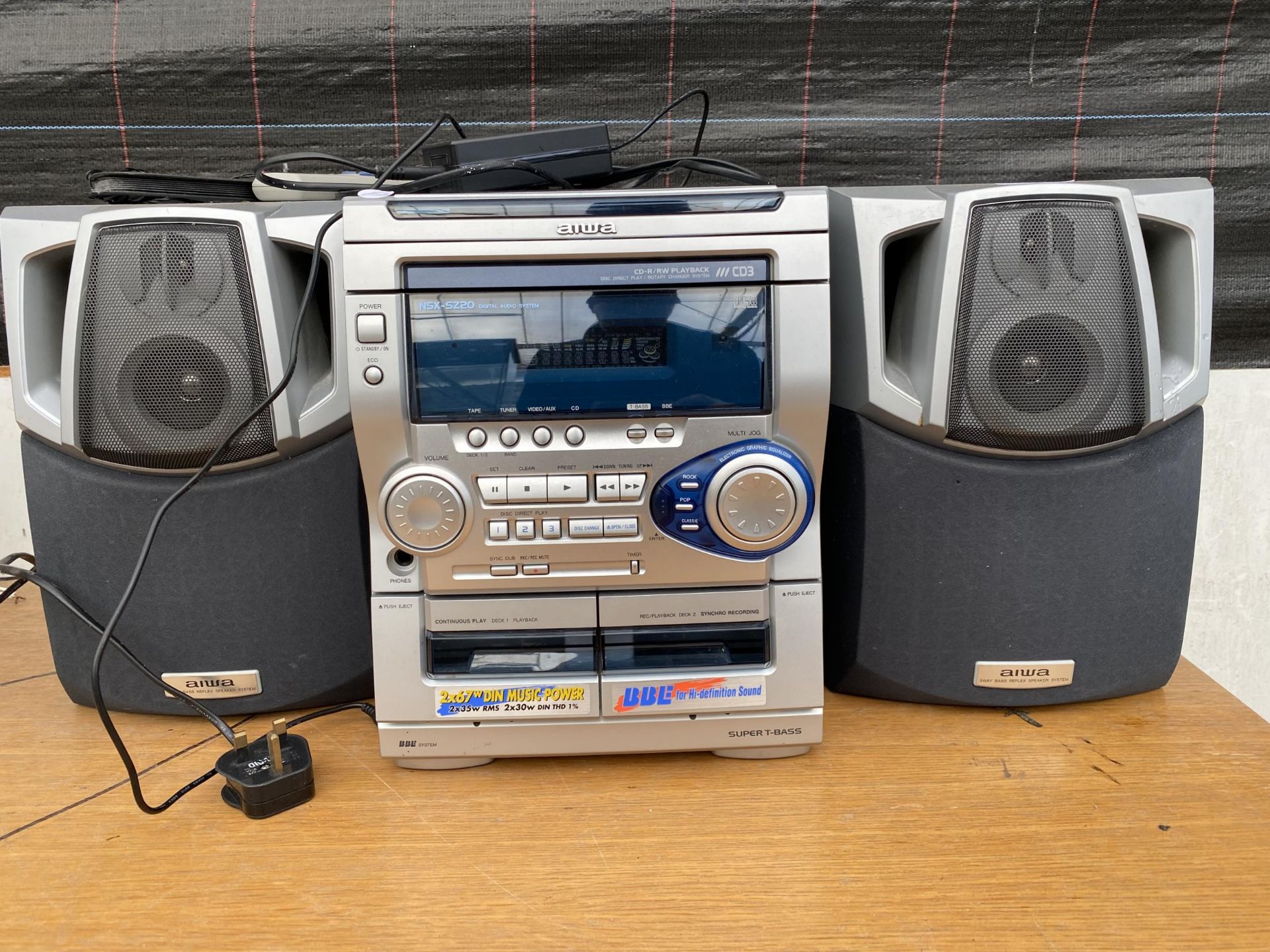 AN AIWA STEREO SYSTEM WITH CD CHANGER, TAPE CASETTE AND TWO SPEAKERS - Image 2 of 3