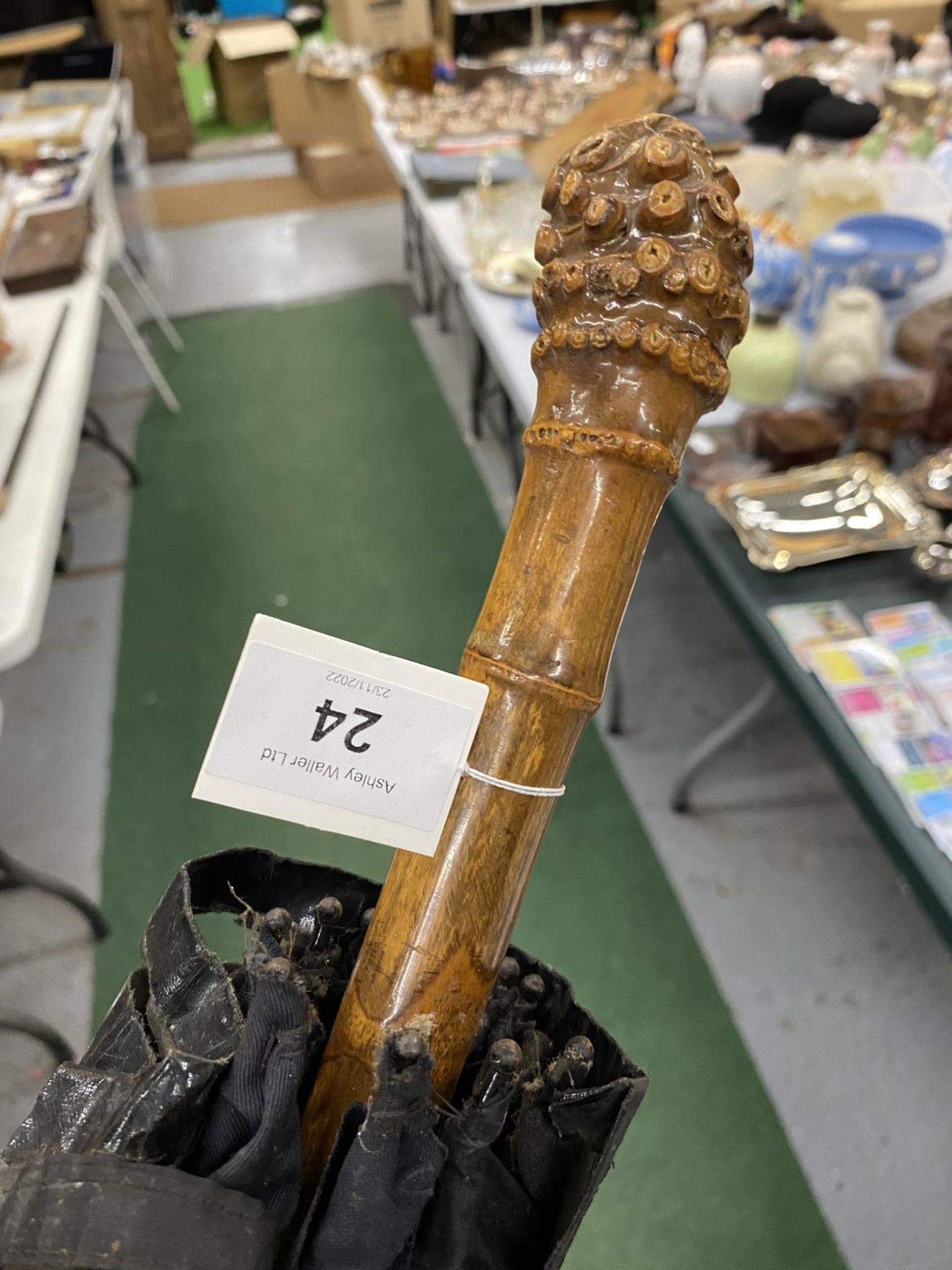 A VINTAGE WOODEN HANDLED UMBRELLA WITH COVER - Image 2 of 2