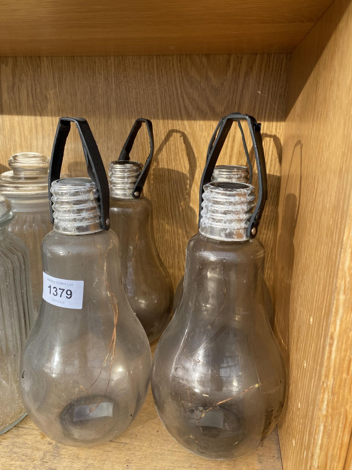AN ASSORTMENT OF GLASS STORAGE JARS AND GLASS LIGHTS IN THE FORM OF A LIGHT BULB ETC - Image 2 of 3
