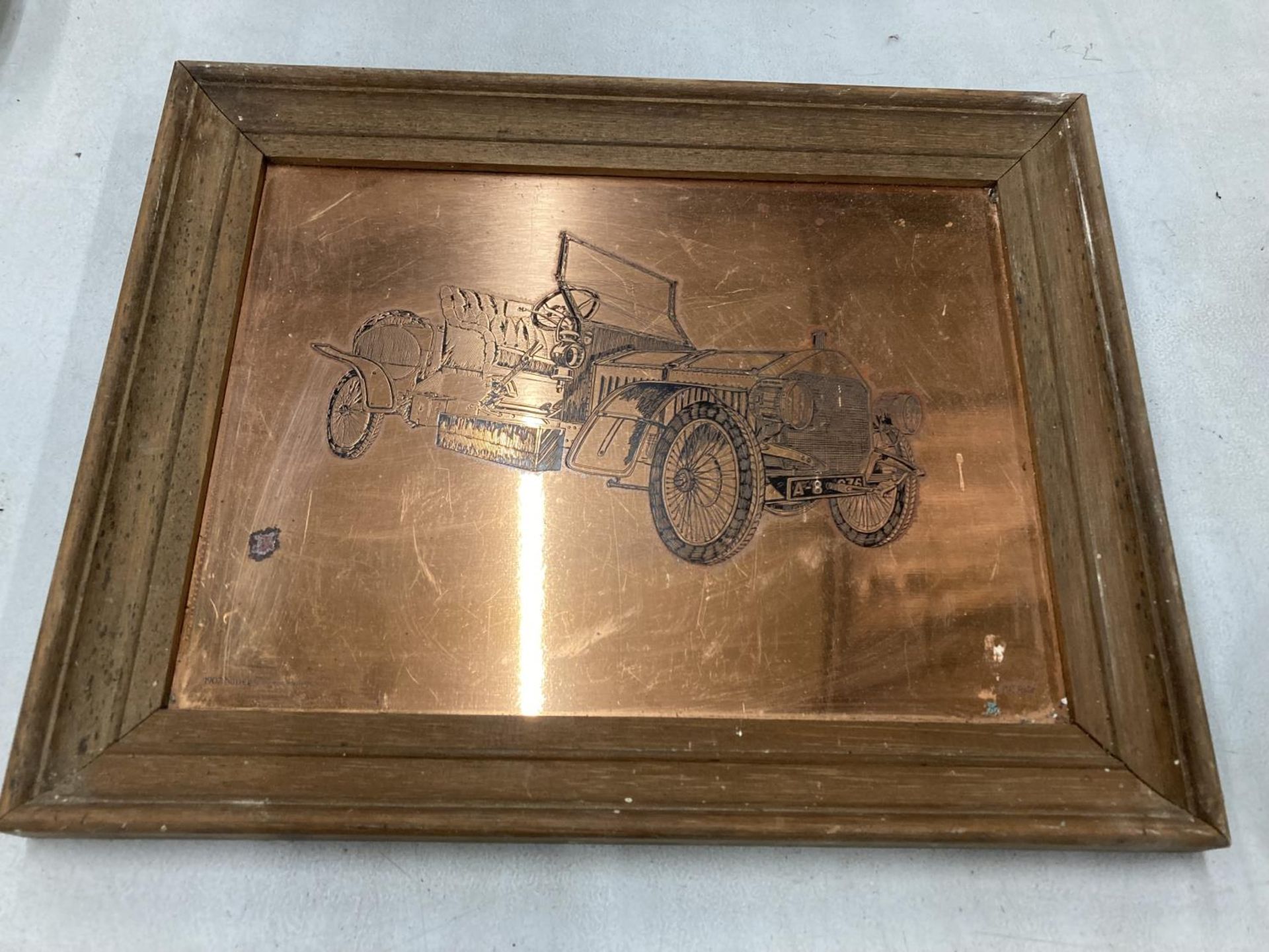 A VINTAGE STYLE ROLLS ROYCE MIRROR, COPPER PICTURES PLUS WALL PLAQUES OF LITTLE MORETON HALL, - Image 5 of 5