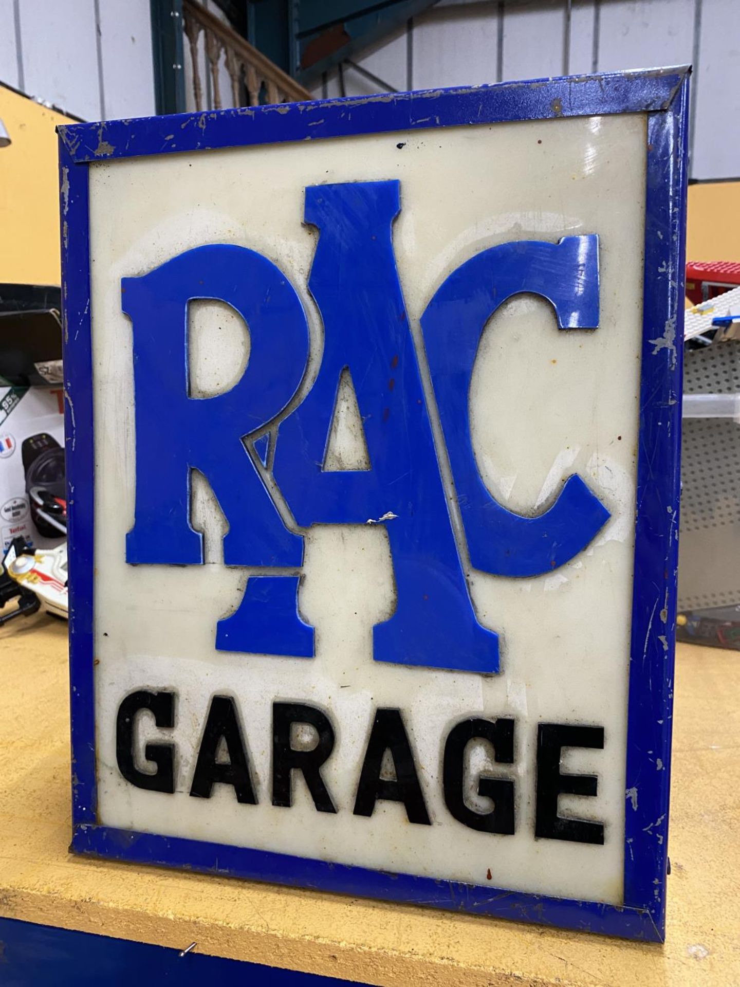 AN RAC GARAGE ILLUMINATED BOX SIGN