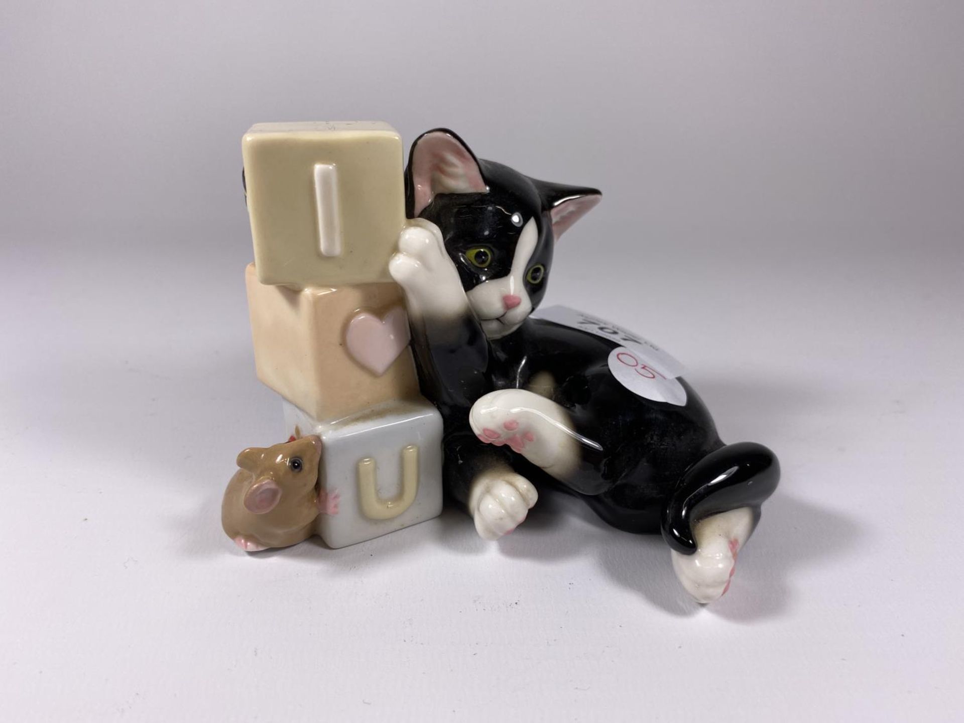 A COALPORT CERAMIC CAT & HOUSE 'I LOVE YOU' FIGURE