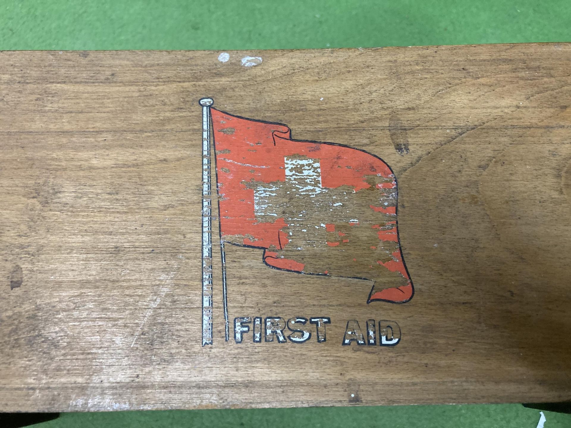THREE VINTAGE BOXES TO INCLUDE A FIRST AID BOX, CASH TIN AND STORAGE BOX - Image 2 of 7