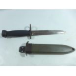 A UNITED STATES M4 BAYONET AND SCABBARD, 16.5CM BLADE