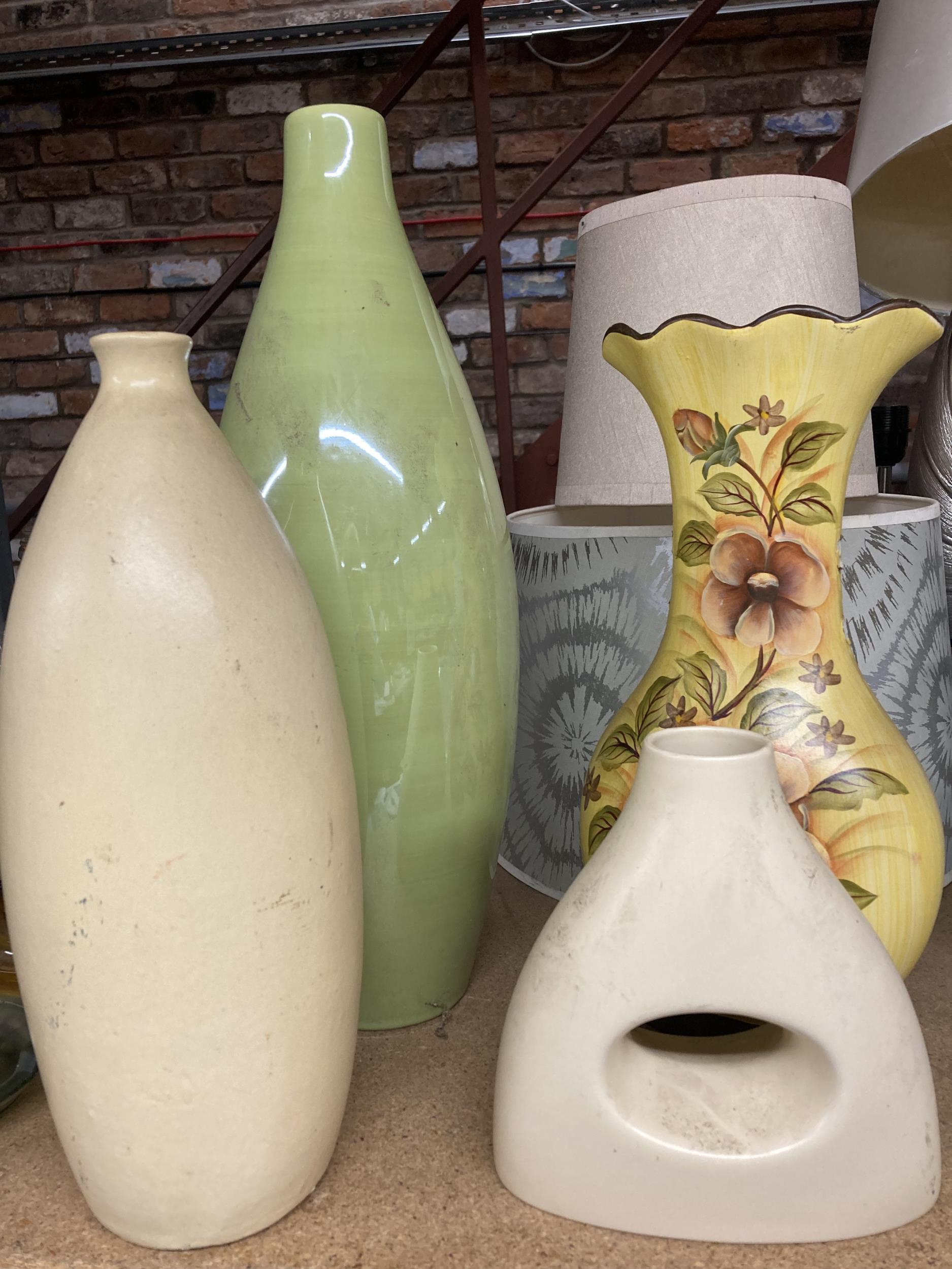 FOUR VASES OF WHICH THREE ARE MODERN IN STYLE AND ONE FLORAL A/F