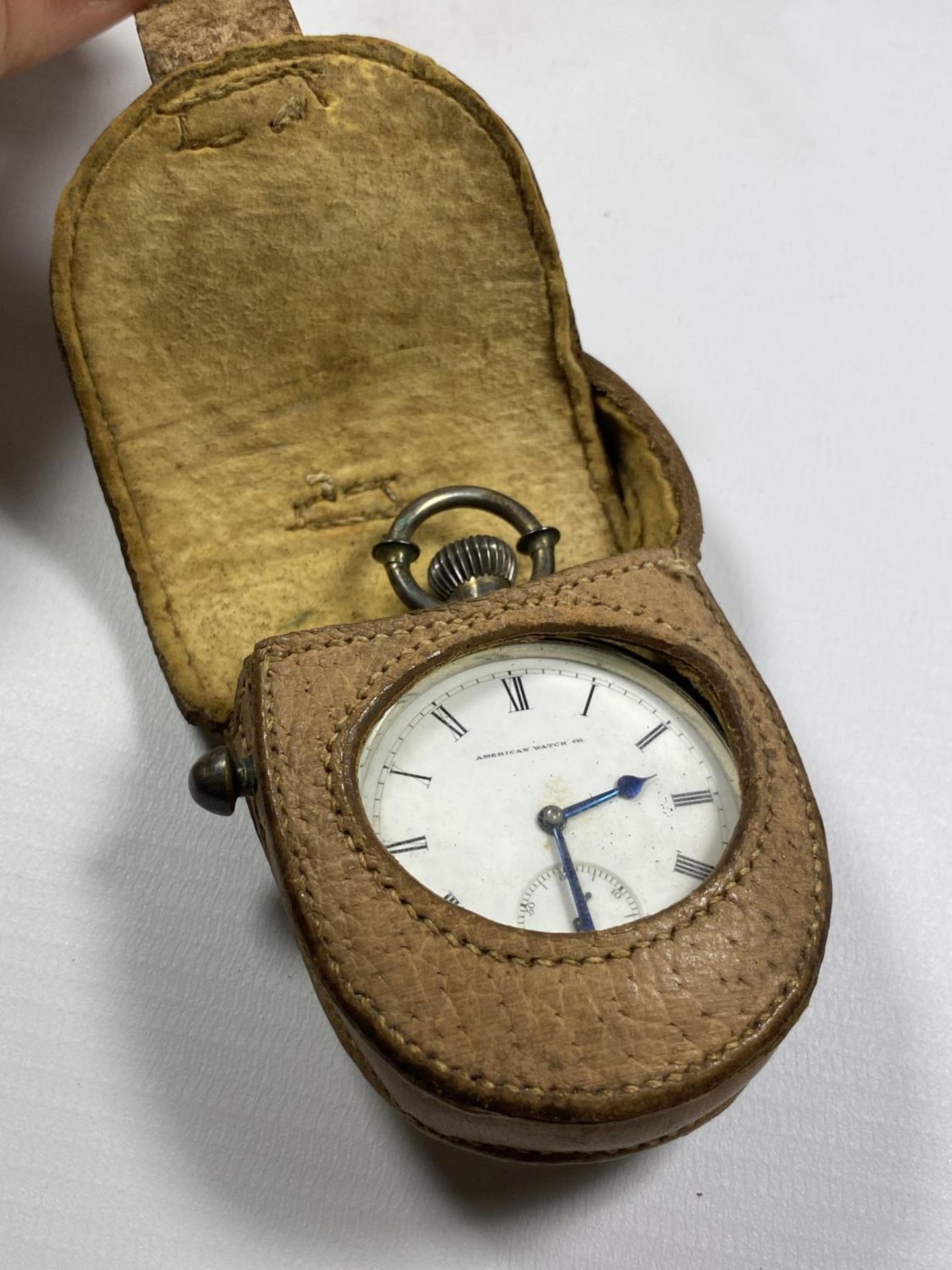 AN AMERICAN WATCH CO. WALTHAM MASS OPEN FACED CROWN WIND POCKET WATCH IN LEATHER POUCH - Image 3 of 3