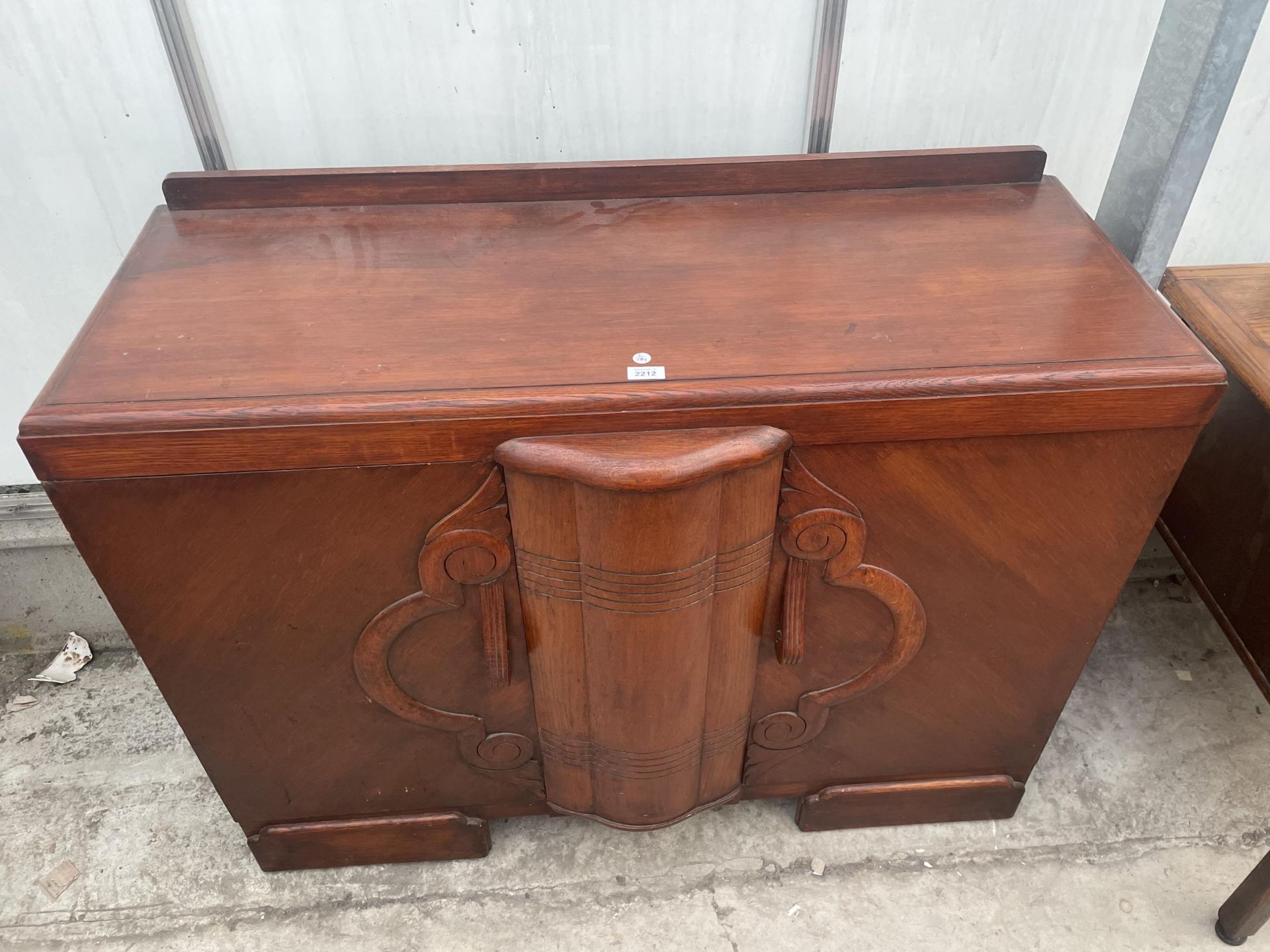 AN OAK ART DECO SIDEBOARD, 48" WIDE