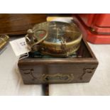 A COLLECTABLE BRASS SHIPS COMPASS IN WOODEN BOX