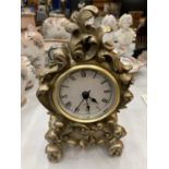 AN ORNATE VINTAGE STYLE MANTLE CLOCK HEIGHT 21CM