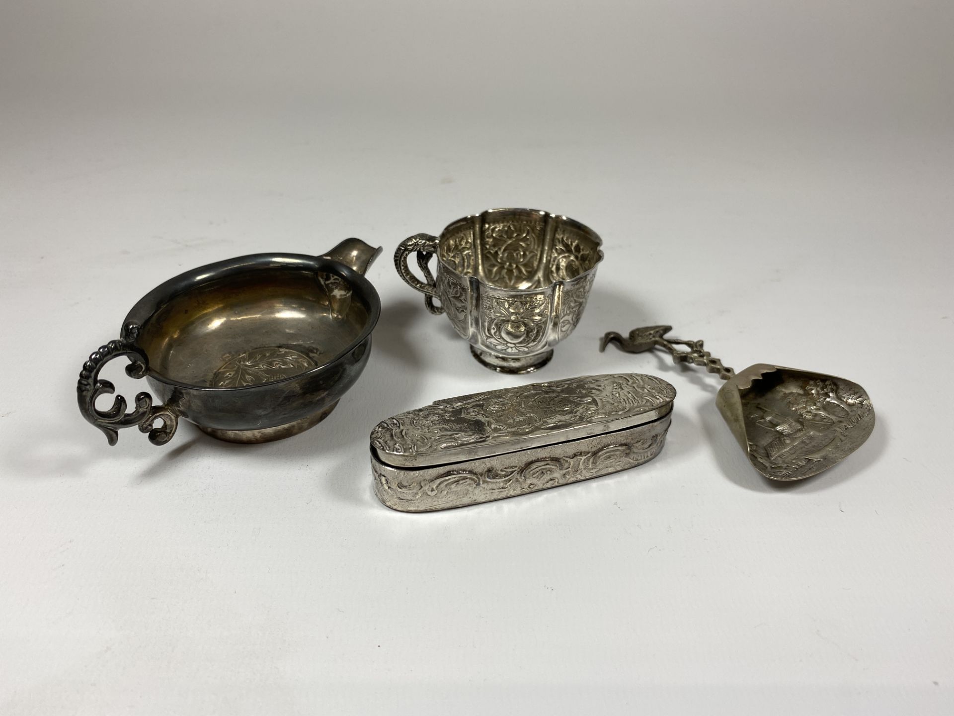 FOUR ITEMS - CONTINENTAL WHITE METAL PILL BOX, SCOOP, CUP & FURTHER DRINKING CUP