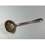 A WILLIAM IV SILVER BERRY SPOON, DATES TO LONDON, 1836, MAKER MARY CHAWNER (WIDOW OF WILLIAM CHAWNER