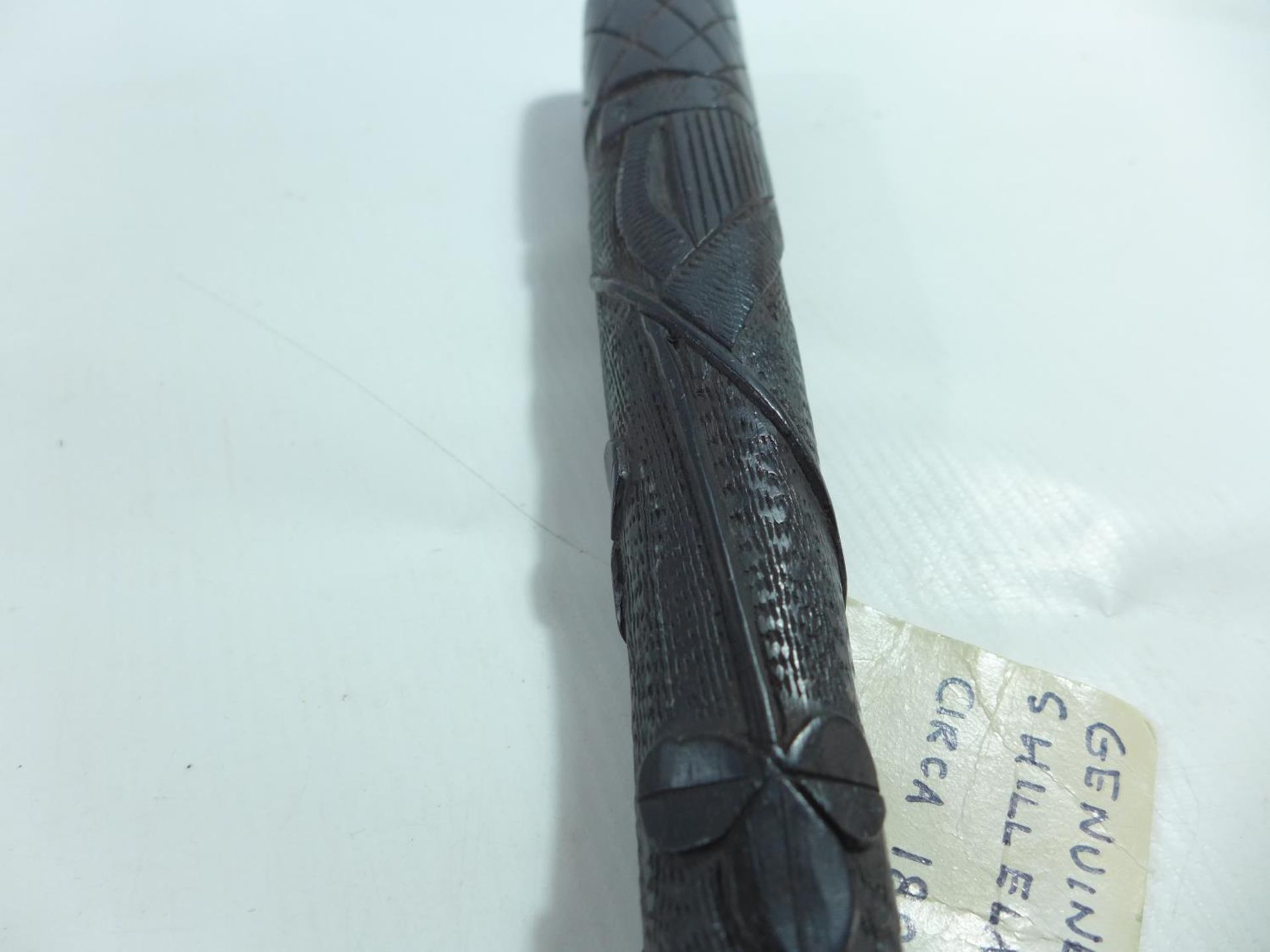 A LATE 19TH/EARLY 20TH CENTURY IRISH BOG OAK CLUB/SHILLELAGH, 34CM LONG WITH CARVED DECORATION OF - Image 3 of 4